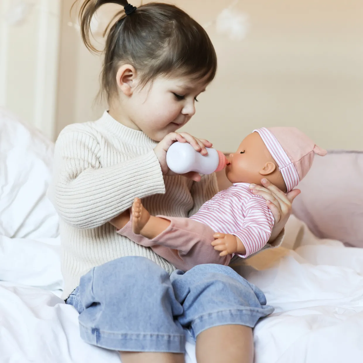 BABYDOCKA ÄTA VÄTA SARA