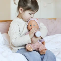 BABYDOCKA ÄTA VÄTA SARA