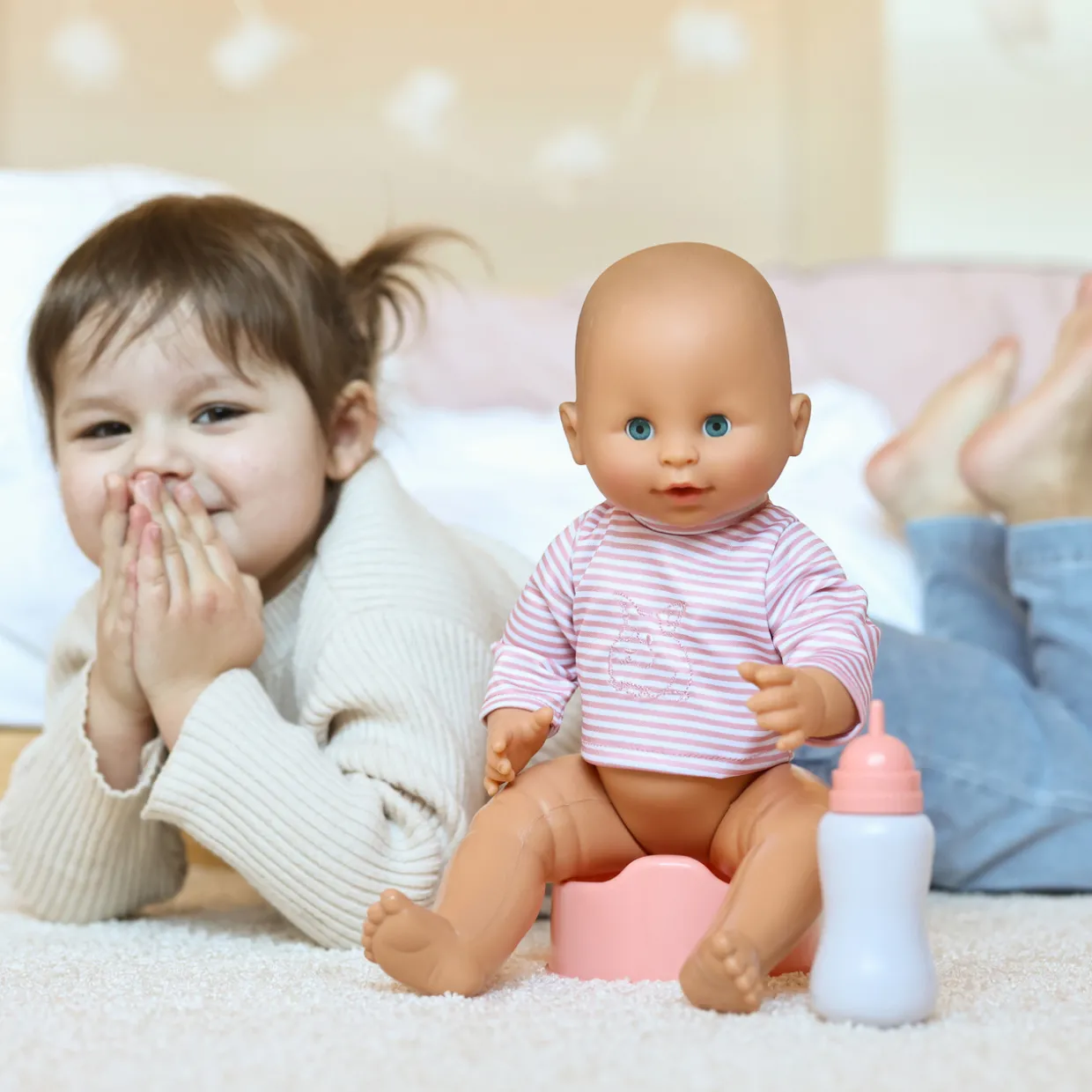 BABYDOCKA ÄTA VÄTA SARA