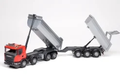 EMEK LEKSAKSBIL TIPPBIL MED VAGN SCANIA RÖD 1:25