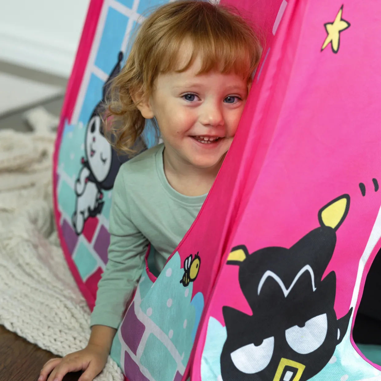 HELLO KITTY LEKTÄLT POP UP