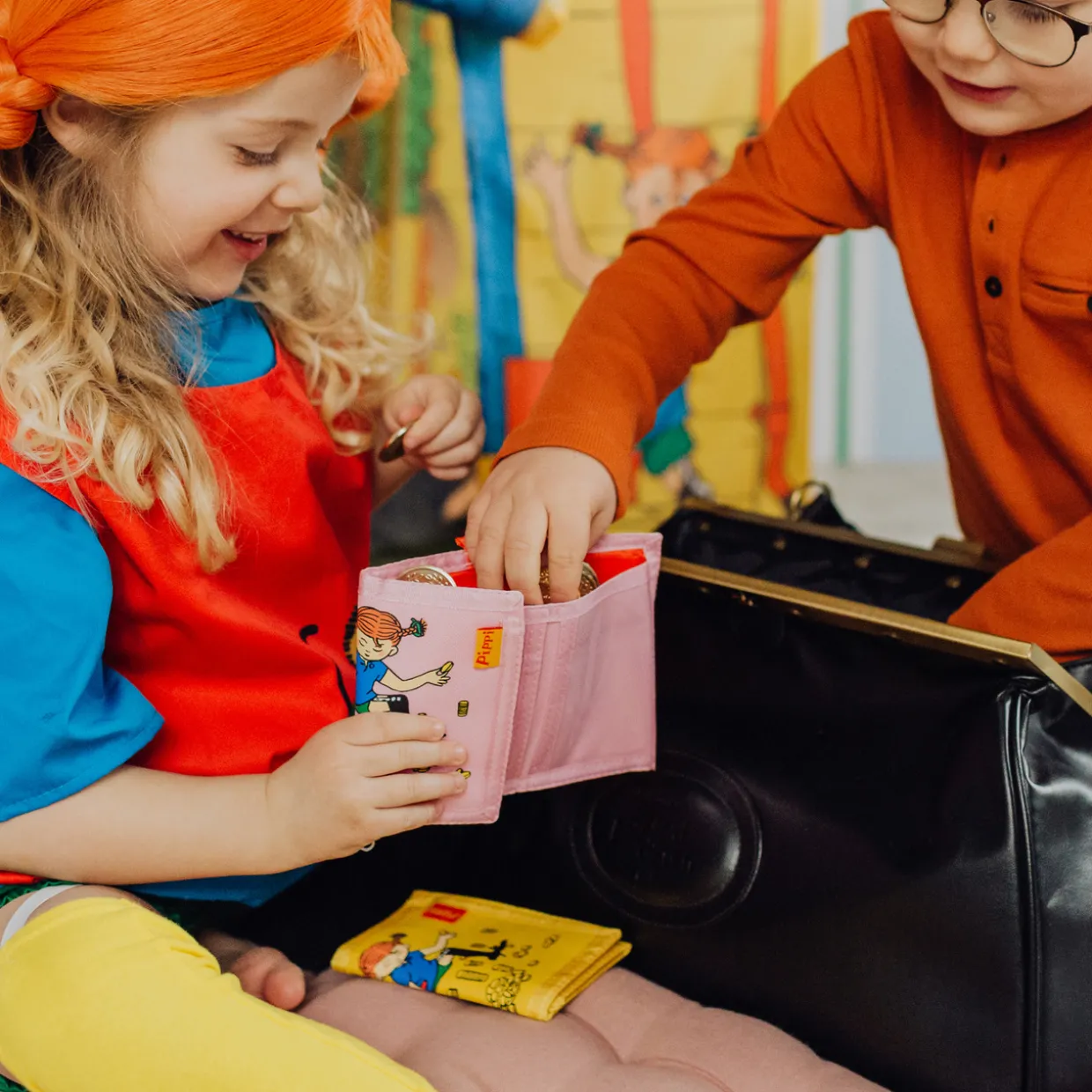 PIPPI BARNVÄSKA PLÅNBOK GUL