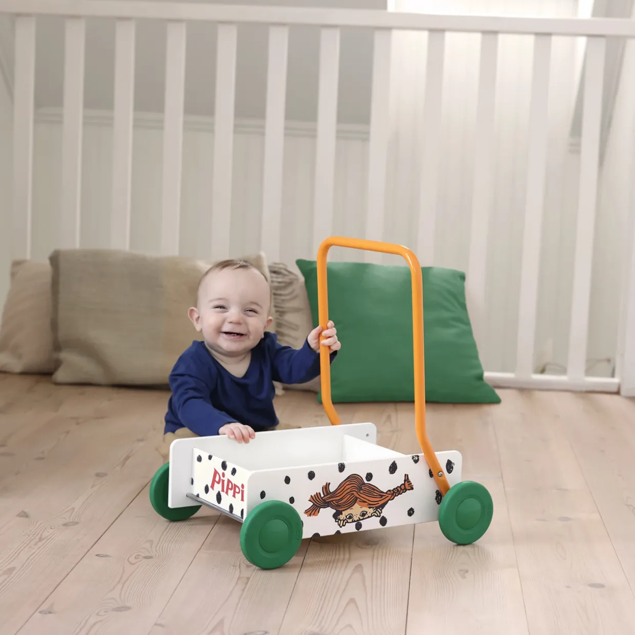 PIPPI LÄRA-GÅ-VAGN PRICKIG
